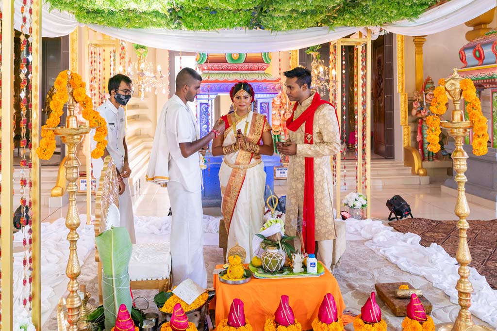 svet, Tongaat, Kwa-Zulu Natal, wedding photographer, traditional ceremony, religious ceremony, tamil wedding,